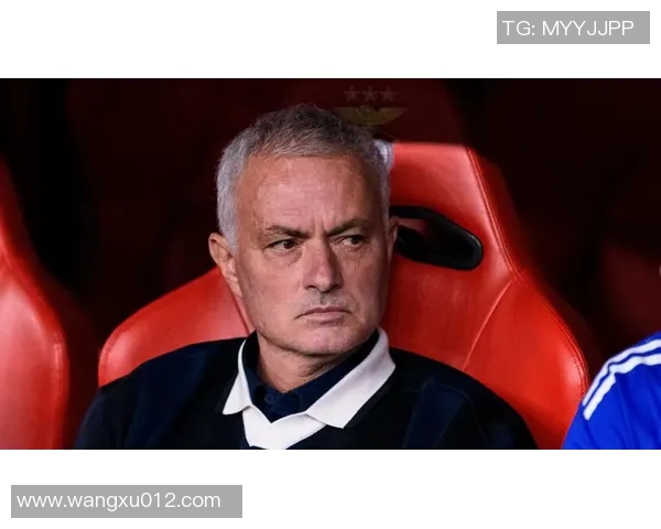 穆里尼奥怒斥欧足联罗马因争议点球遗憾出局 穆里尼奥怒斥欧足联罗马因争议点球遗憾出局