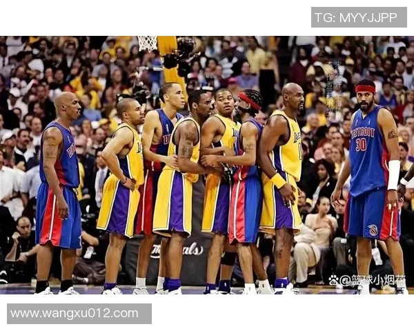 科比与纳什巅峰对决精彩瞬间回顾视频全解析 科比与纳什巅峰对决精彩瞬间回顾视频全解析