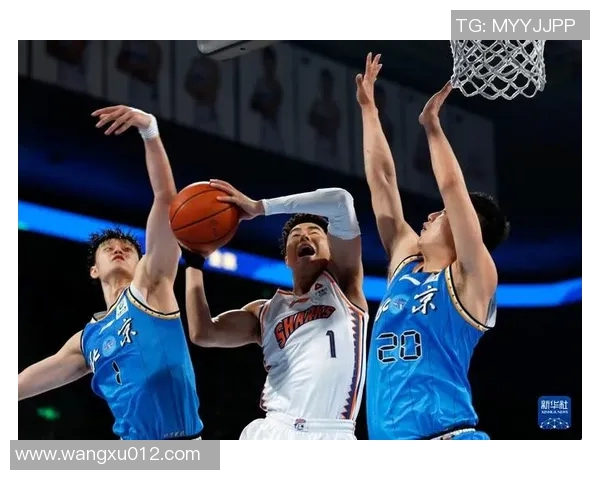 翟晓川的篮球之路：从青涩少年到CBA明星的成长故事