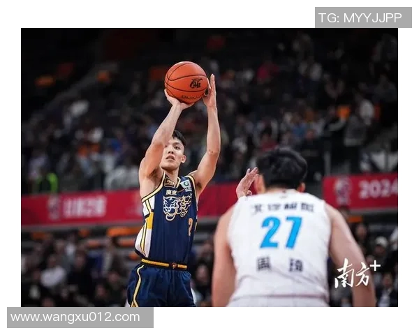 CBA精彩回顾深圳队与广东队激烈对决全场录像分析与精彩瞬间解读