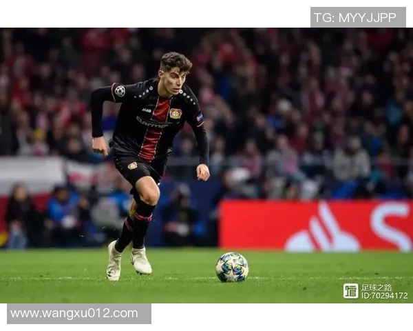 克罗斯的足球之路：从天才少年到世界顶级中场的传奇旅程